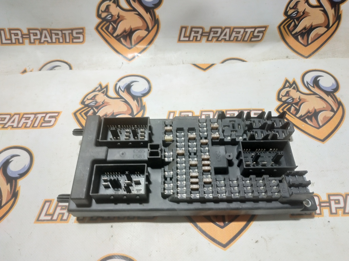 LR023565 Блок запобіжників RANGE ROVER SPORT L320 2005-2012 Б/В